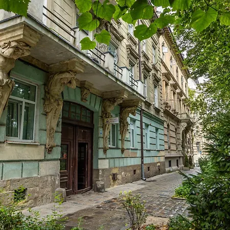 Avangard Park іі *