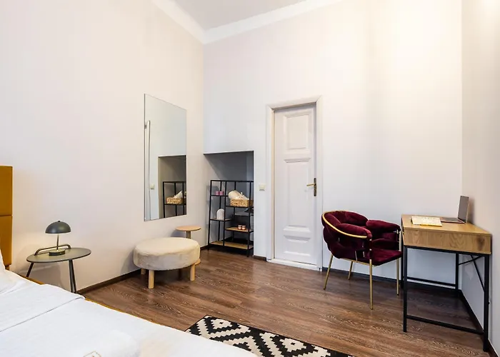 Avangard Park іі Apartamento *