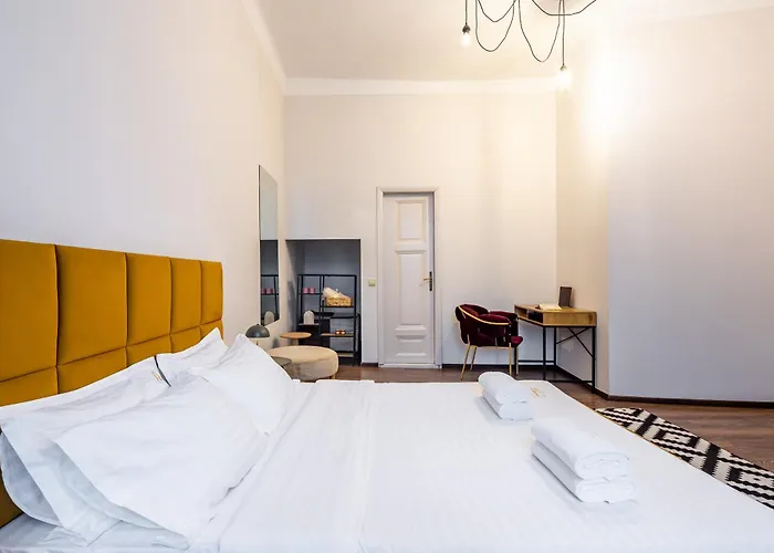 Apartamento Avangard Park іі Leópolis