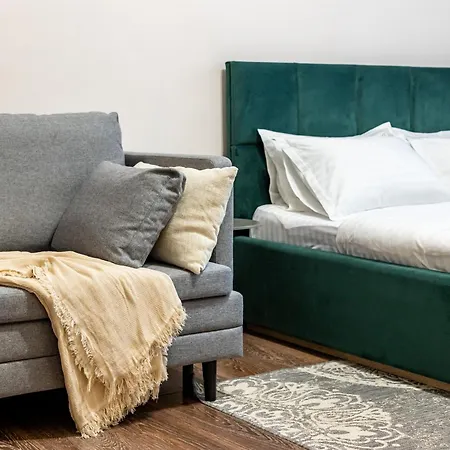 Avangard Park іі Apartamento Leópolis